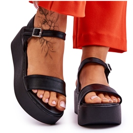 Vinceza Women's Sandals On A Massive Platform Black Casen