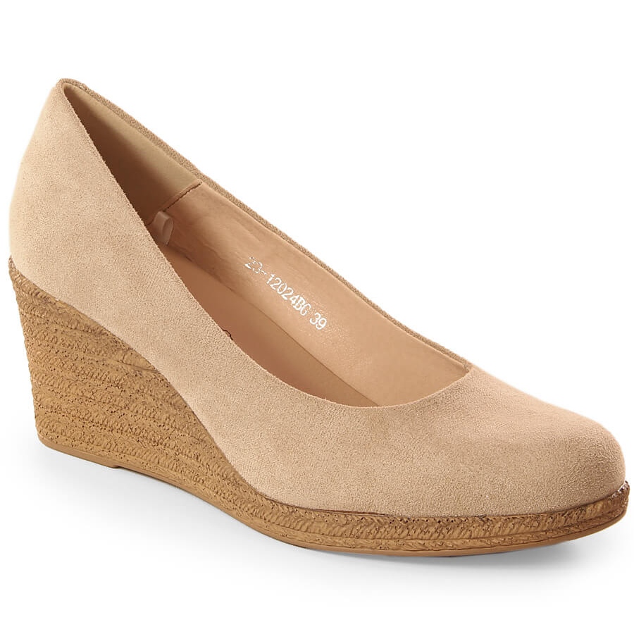Women s beige suede wedge pumps Potocki SZ12024 KeeShoes