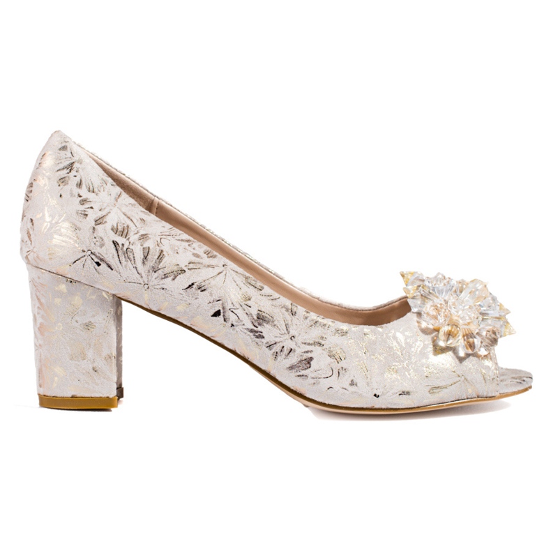 Elegant beige high heel pumps from Shelovet Elegant beige high heel pumps from Shelovet