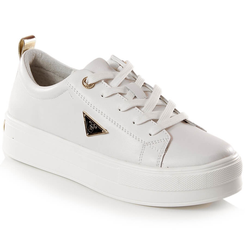 Women's leather shoes on the platform white Filippo DP3533/23