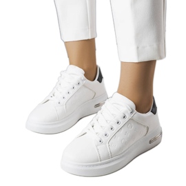White high-soled sneakers from Tasha White high-soled sneakers from Tasha
