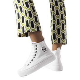Lee Cooper LCW-23-44-1627L white sneakers Lee Cooper LCW-23-44-1627L white sneakers