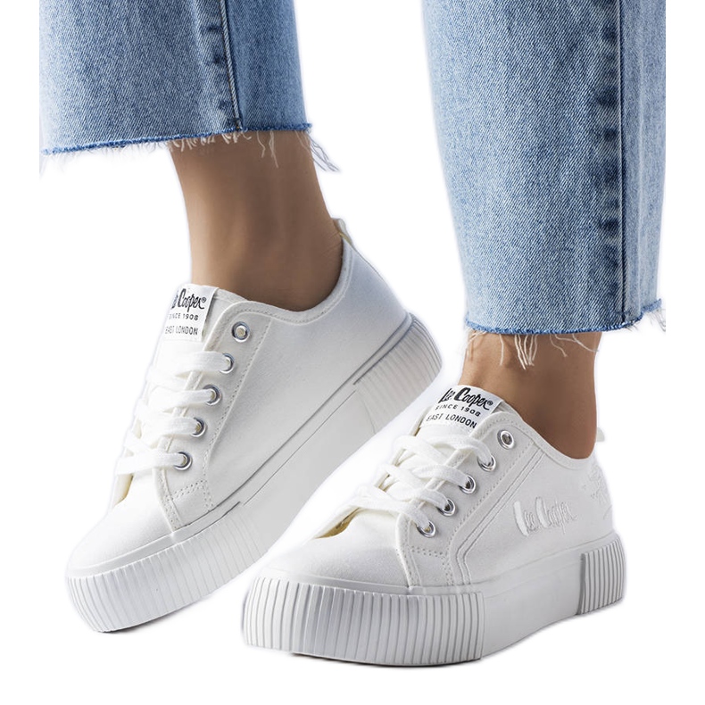 Lee Cooper LCW-23-31-1806L white sneakers