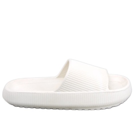 BM Yang White cushion slippers