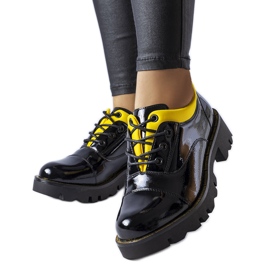 Black and yellow patent leather shoes from Amandier