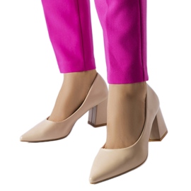 Fanchon beige stiletto pumps