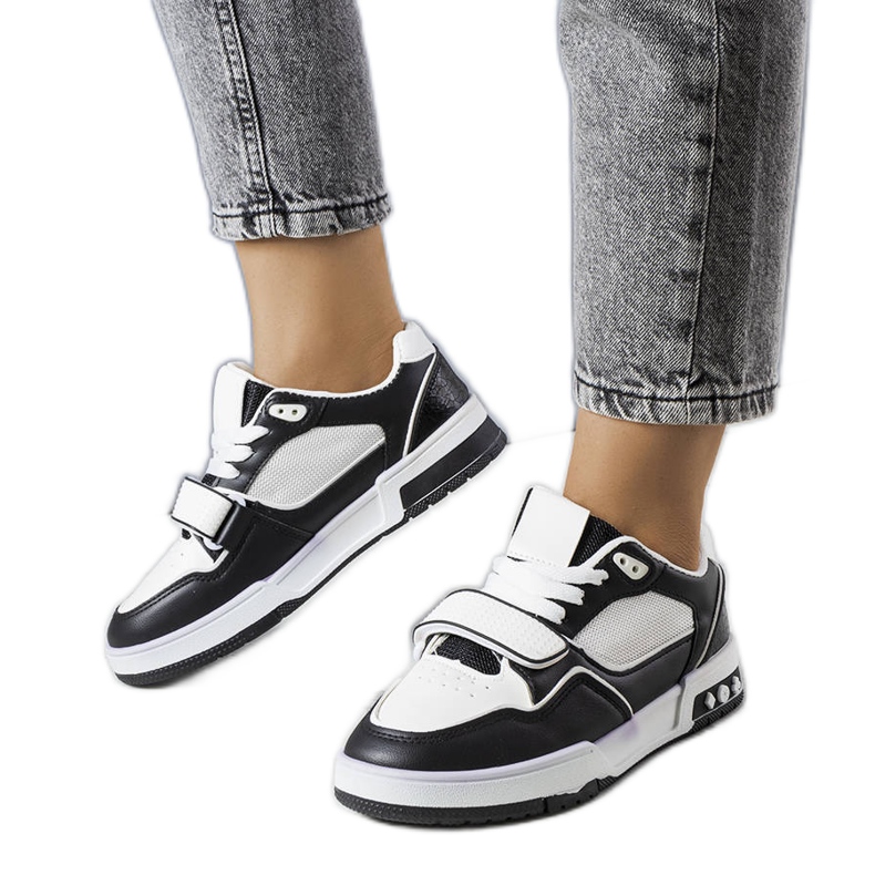 Ollie women's black sneakers white Ollie women's black sneakers white