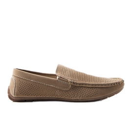News Beige men's loafers with perforation from Laberge