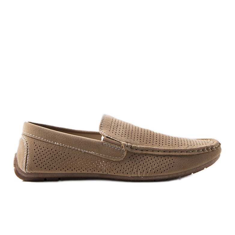 News Beige men's loafers with perforation from Laberge