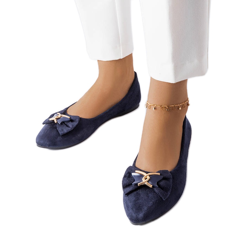 Navy blue ballerinas decorated with a Jetté bow