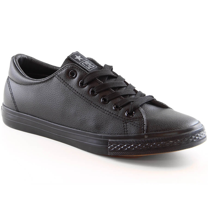 News 1500 black faux leather sneakers