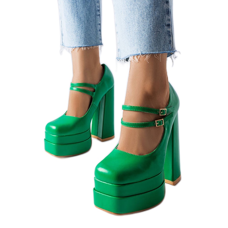 Green high heel pumps from Chouinard Green high heel pumps from Chouinard