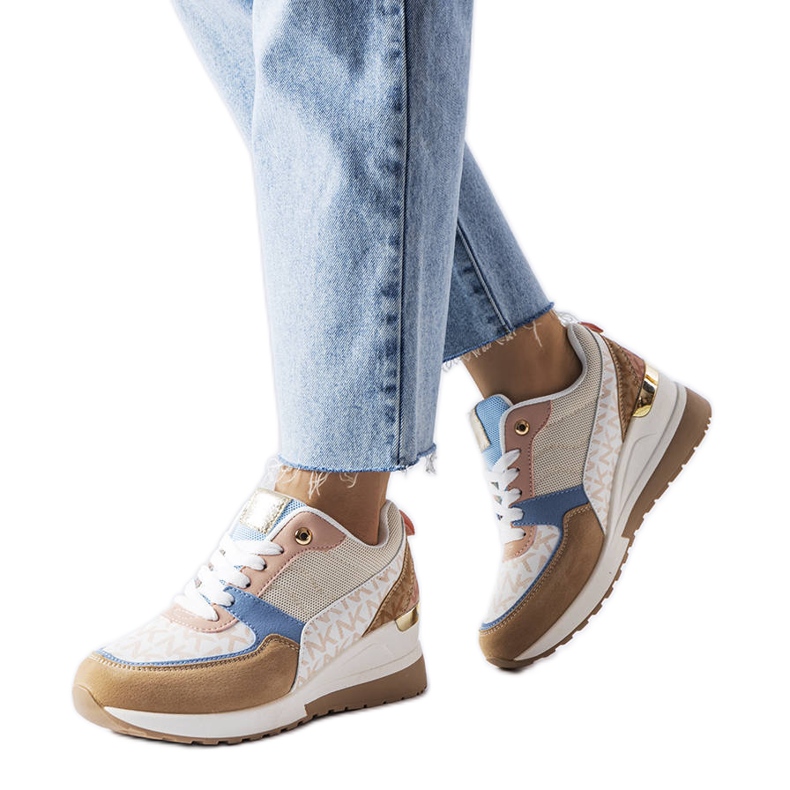 Beige and blue sneakers from Mireault