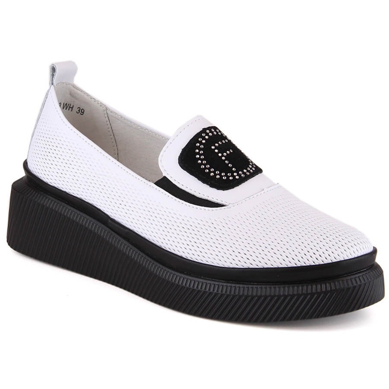 Women's leather shoes on the platform white Filippo DP4572