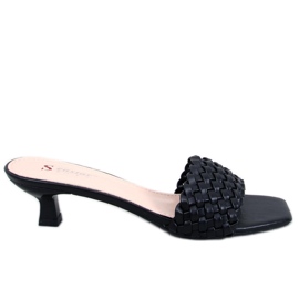 Arritola Black low heel sandals