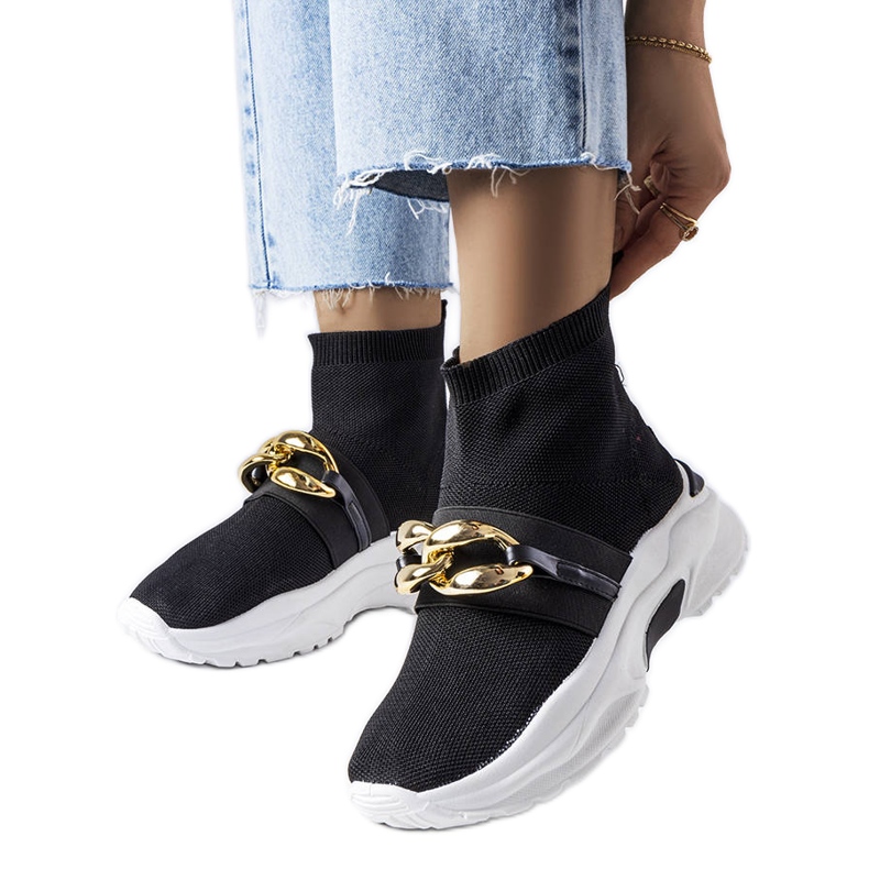 BM Baptiste black sneakers with a chain