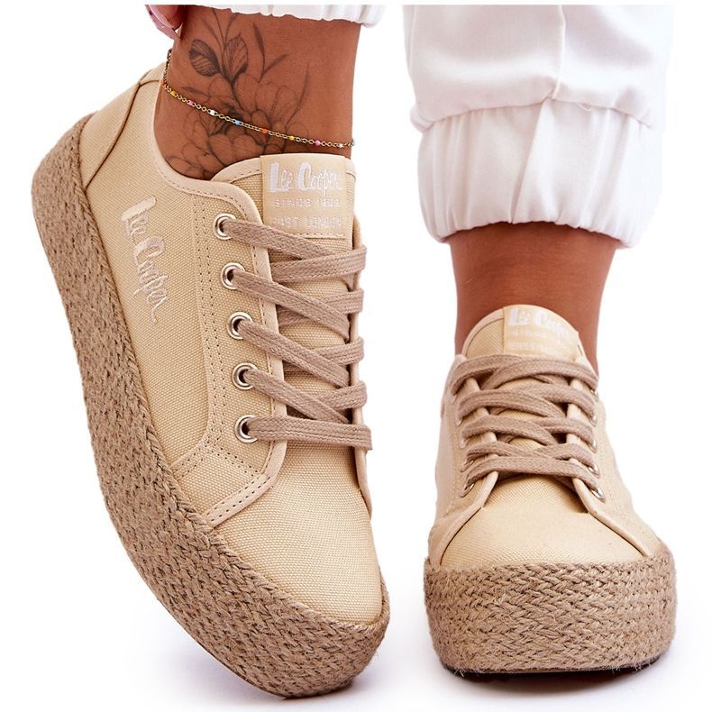 Fashionable Braided Sneakers Lee Cooper LCW-23-31-1795L Beige
