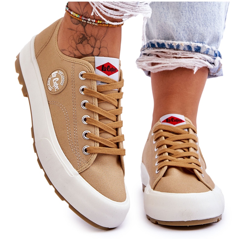 Women's Low Platform Sneakers Lee Cooper LCW-23-44-1655L Beige
