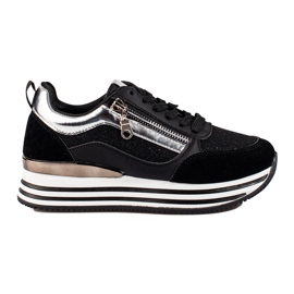 Black sneakers on the Shelovet platform Black sneakers on the Shelovet platform