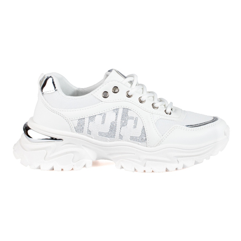Comfortable white Shelovet sports shoes