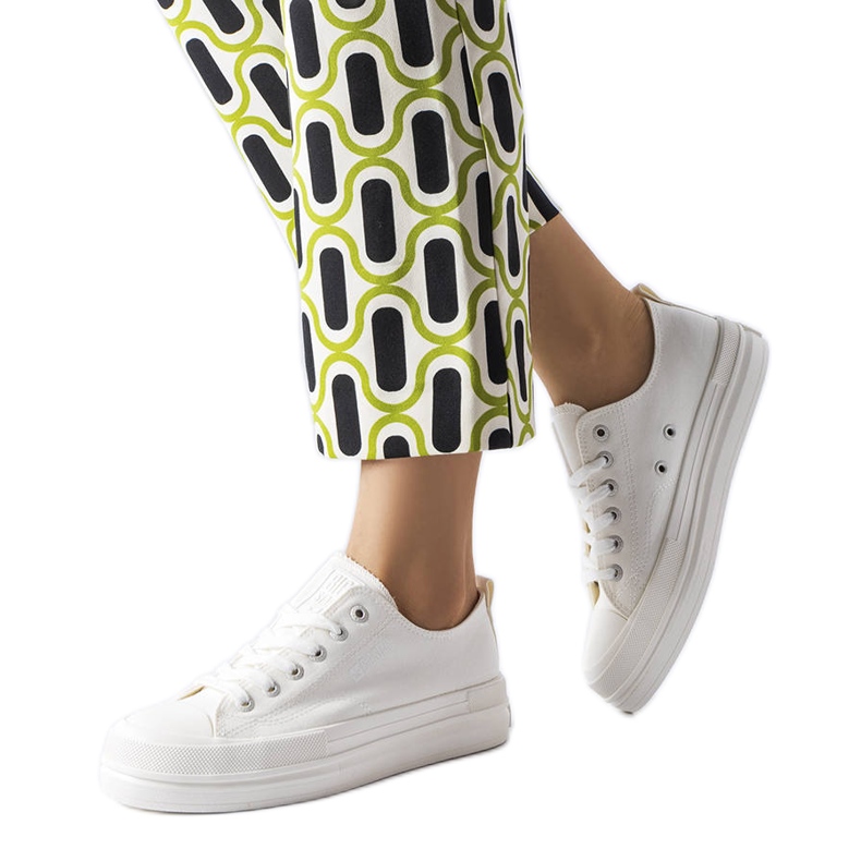 White sneakers on the platform Big Star LL274968