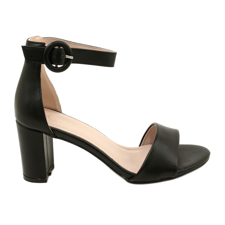 Women's sandals on the Black Evento 20sd98-1617 post