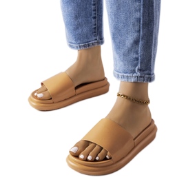 Brown platform sandals from Paquette Brown platform sandals from Paquette