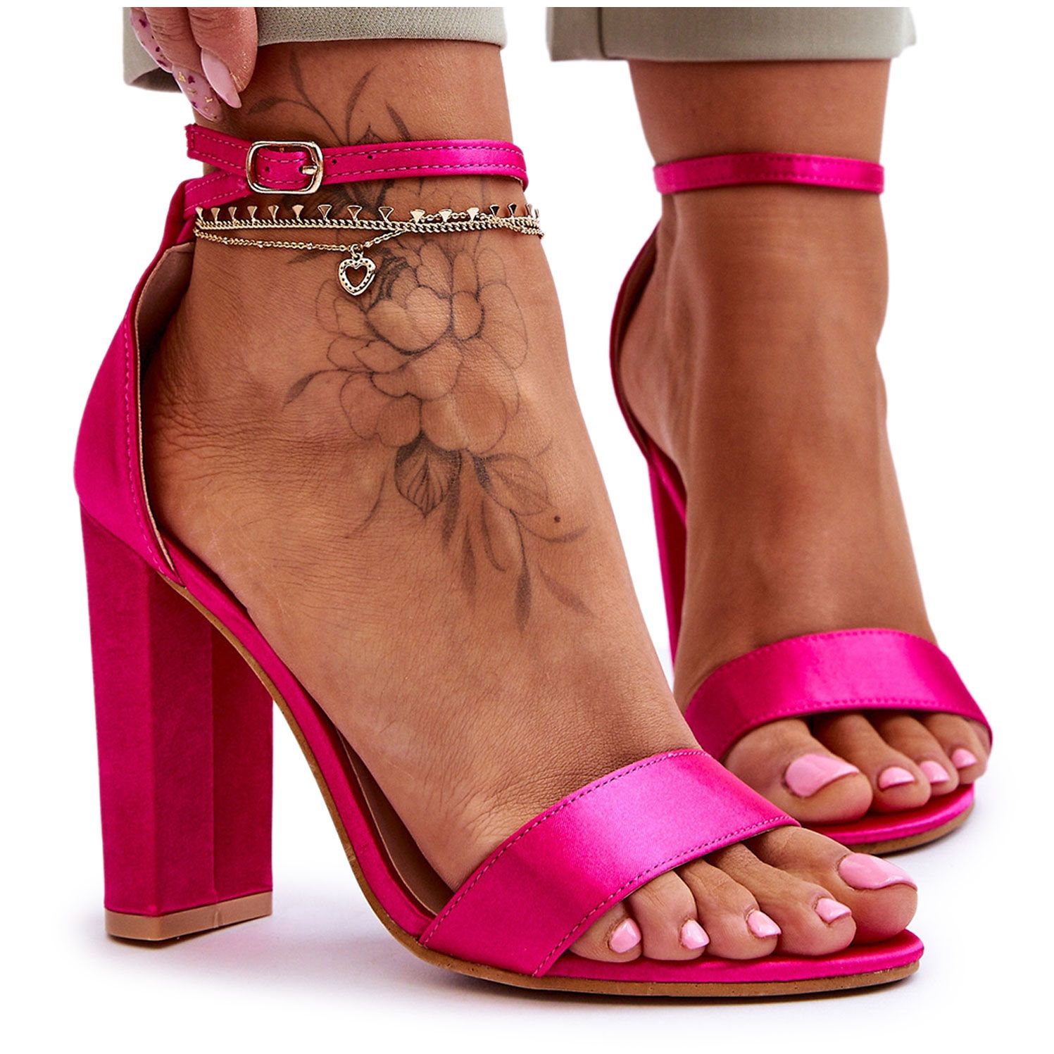 Fuchsia sales sandals heels