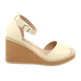 Filippo DS4507 BE Leather Wedge Sandals, Beige
