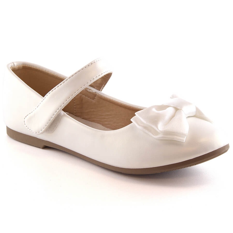 Girls' First Communion ballerinas with a velcro bow white Potocki BB23009