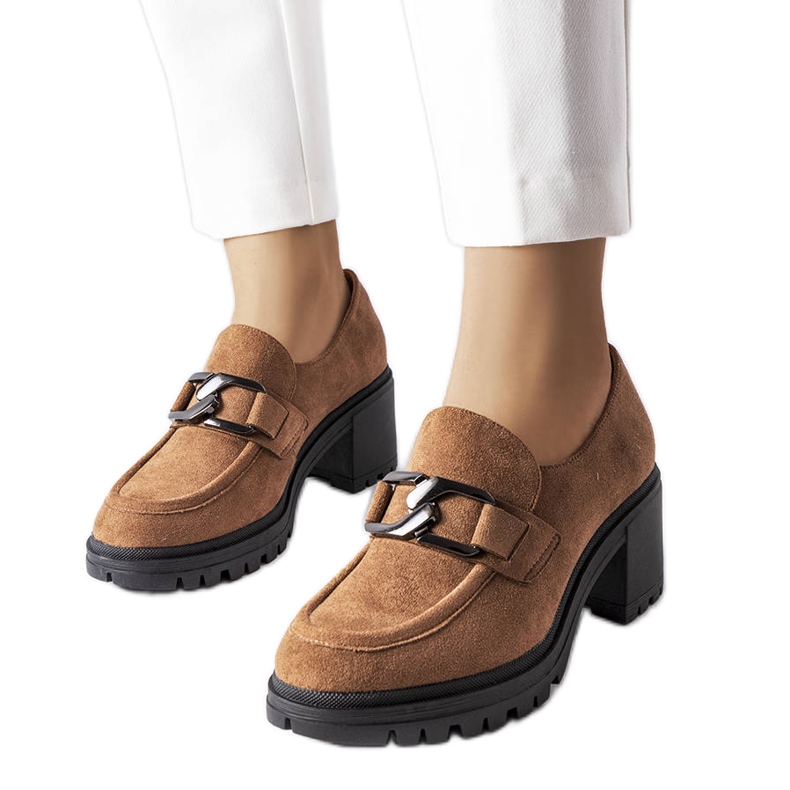 Brown shoes with a leather insole from Vinceza