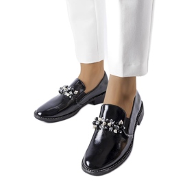 BM Black lacquered shoes with crystals from Bonne
