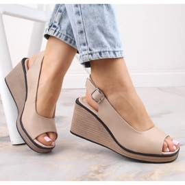 Comfortable women's leather wedge sandals Filippo DS4508 beige