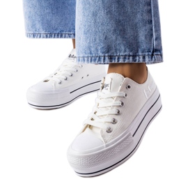 Lee Cooper LCW-22-31-0842L white sneakers