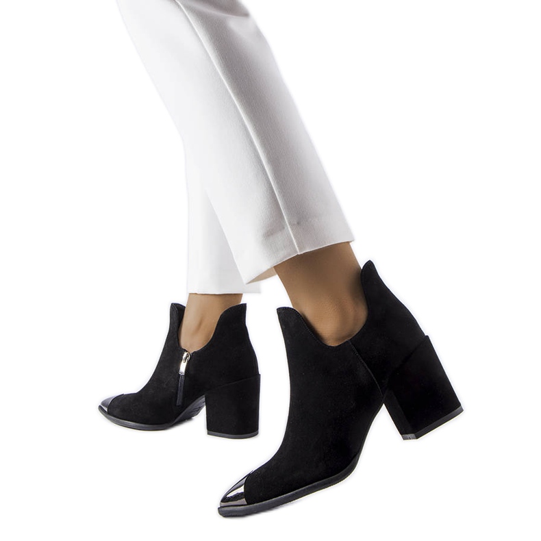 Karino black leather boots Karino black leather boots