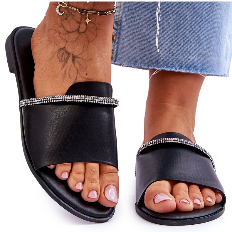 Elegant Flat Heels Black Termen