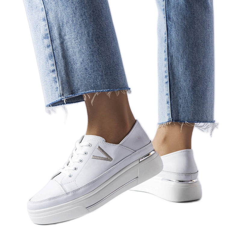 Vinceza Vincez white light sneakers