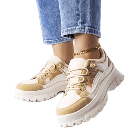 Via brown low-soled shoes with a protector beige