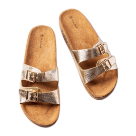 Gold flip-flops with Cincinna cork soles golden