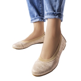 Beige metallic ballerinas from Crummit