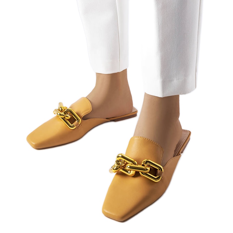 Brown slides with Hickory chain