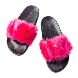 Pink slippers with fur from Genevre