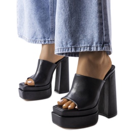 BM Black high heel sandals from Mercure