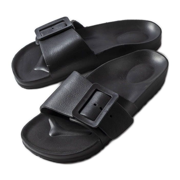 Black rubber sliders with a buckle from Nelm