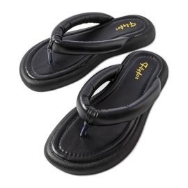 Smithfield black chunky flip-flops