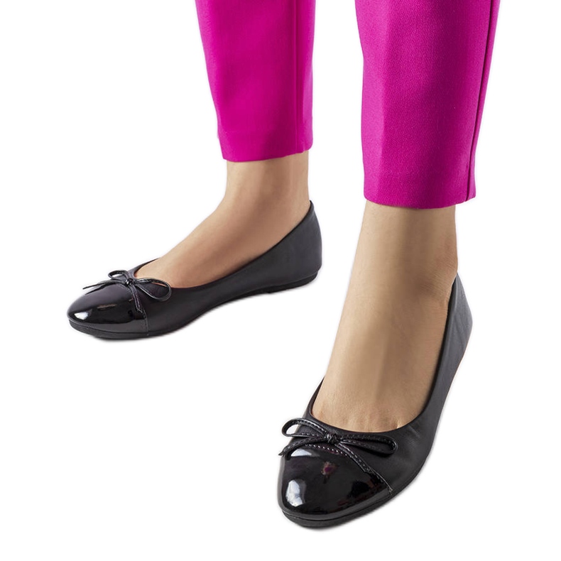 Black patent toe ballerinas from Despins