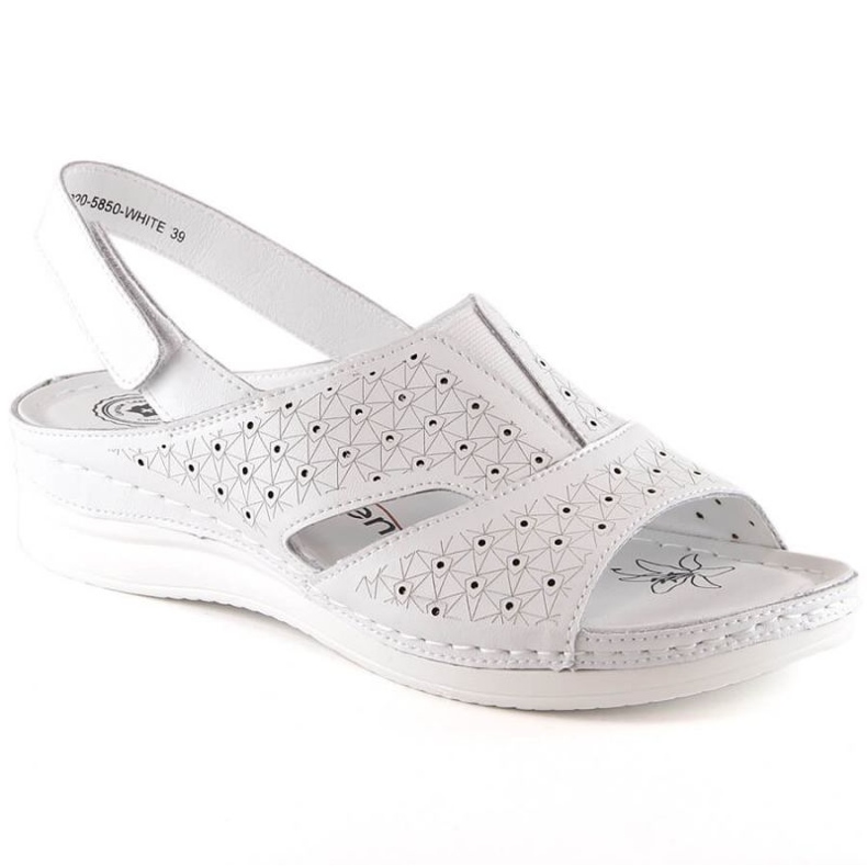 Leather comfortable sandals with elastic band eVento W 5850 white