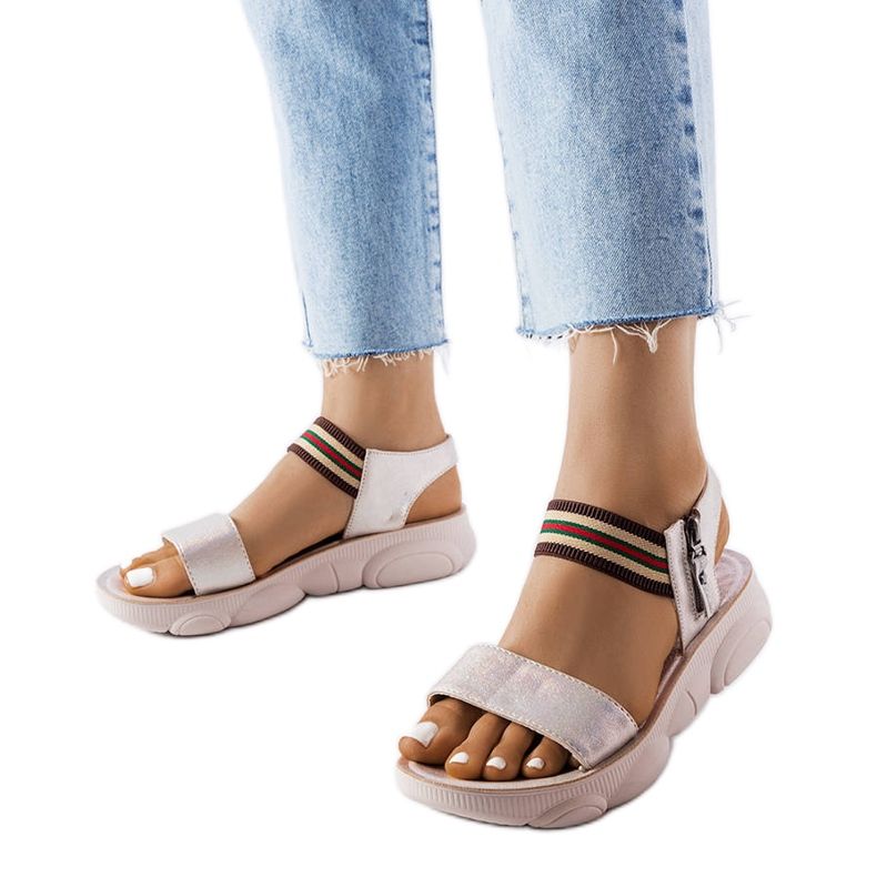 Beige metallic sports sandals from Parsip