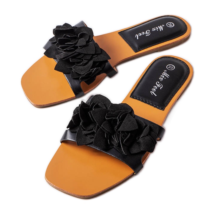 Black slides decorated with Flowers from Rapids