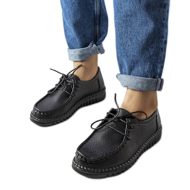 Inna Black lace-up loafers from Tuva